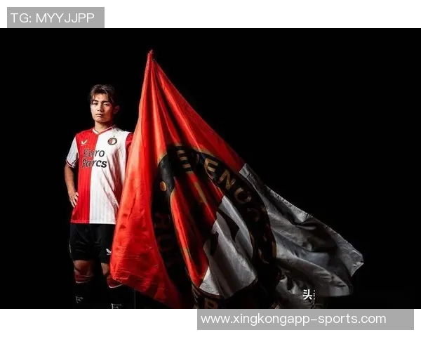 上田绮世梅开二度绝杀费耶诺德登顶荷甲射手王争夺战 上田绮世梅开二度绝杀费耶诺德登顶荷甲射手王争夺战